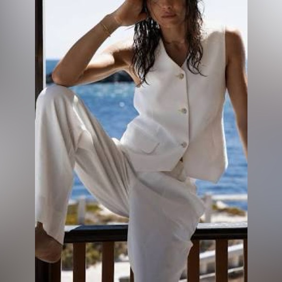 SIR white Clemence vest - Picture 1 of 10